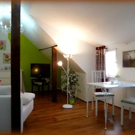 Romantik-ferienhaus-gemund *